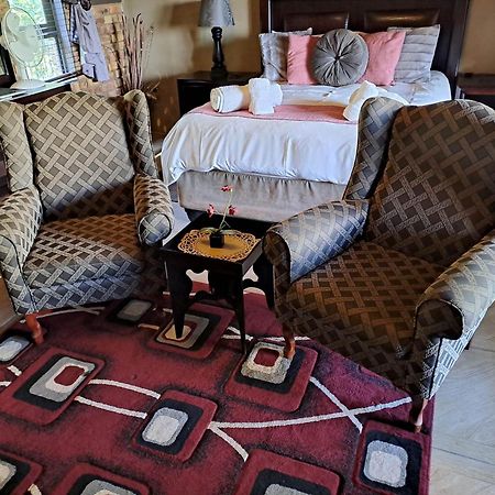 Belle Vue Guesthouse Hartbeespoort Bagian luar foto