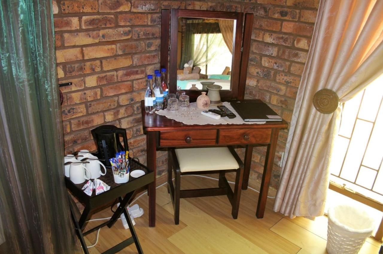Belle Vue Guesthouse Hartbeespoort Bagian luar foto